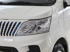 2022款 纯电动厢式运输车4498车长平顶背掀门2座70kW 41.86kWh