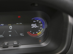 2022款 纯电动厢式运输车4498车长平顶背掀门2座70kW 41.86kWh