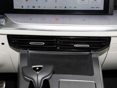 2022款 2.0T 虎鲸版