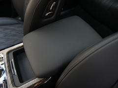 2022款 3.0T 黑武士限定版 5座
