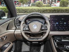2022款 DM-i 121KM 尊贵型