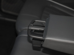 2022款 330TSI 两驱尊崇豪华版