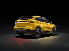 2021款 1.5TD DCT铂金版 热浪