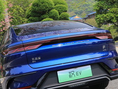 2022款 EV 创世版 715KM前驱尊荣型