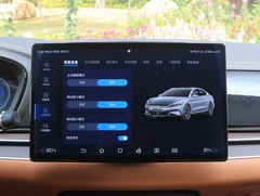 2022款 EV 创世版 715KM前驱尊荣型