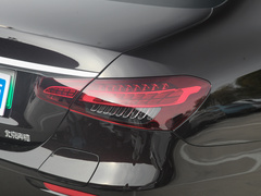 2022款 改款二 E 350 e L 插电式混合动力轿车
免税
