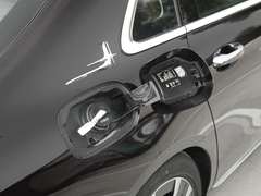 2022款 改款二 E 350 e L 插电式混合动力轿车
免税
