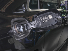 2022款 改款二 E 350 e L 插电式混合动力运动轿车
免税
