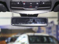 2022款 改款二 E 350 e L 插电式混合动力运动轿车
免税
