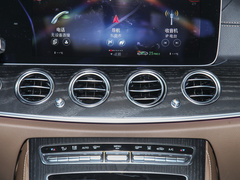 2022款 改款二 E 350 e L 插电式混合动力运动轿车
免税
