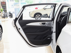 2022款 EV 600天幕尊享版