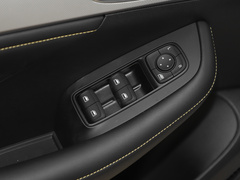 2022款 EV 600天幕尊享版