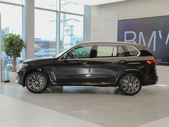 2022款 xDrive 30Li 尊享型M运动套装