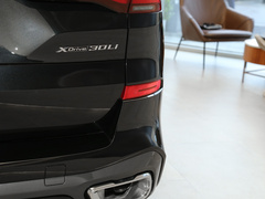 2022款 xDrive 30Li 尊享型M运动套装