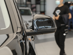 2022款 xDrive 30Li 尊享型M运动套装
