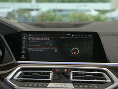 2022款 xDrive 30Li 尊享型M运动套装