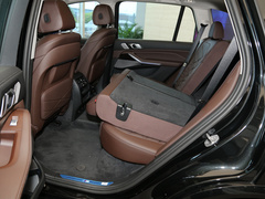 2022款 xDrive 30Li 尊享型M运动套装
