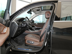 2022款 xDrive 30Li 尊享型M运动套装
