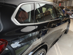 2022款 xDrive 30Li 尊享型M运动套装