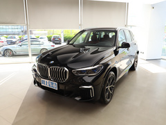 2022款 xDrive 30Li 尊享型M运动套装