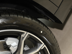 2022款 xDrive 30Li 尊享型M运动套装