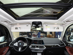 2022款 xDrive 30Li 尊享型M运动套装