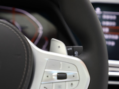 2022款 xDrive 30Li 尊享型M运动套装