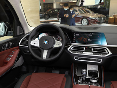 2022款 xDrive 30Li 尊享型M运动套装