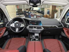 2022款 xDrive 30Li 尊享型M运动套装