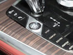 2022款 xDrive 40Li 尊享型M运动套装