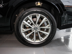 2022款 1.5T 手动乐行版 5座