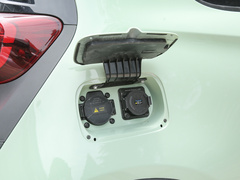 2022款 改款 甜粉款 全糖版 三元锂 55kW 408km
免税
