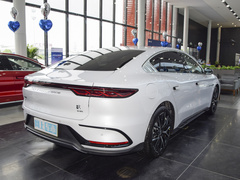 2022款 EV 创世版 610KM四驱尊享型