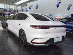 2022款 EV 创世版 610KM四驱尊享型