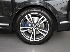 2022款 xDrive40i 尊享型M运动套装