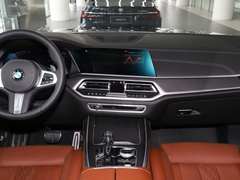 2022款 xDrive40i 尊享型M运动套装