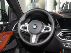 2022款 xDrive40i 尊享型M运动套装
