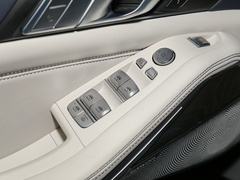 2022款 xDrive40i 行政型M运动套装