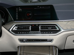2022款 xDrive40i 行政型M运动套装