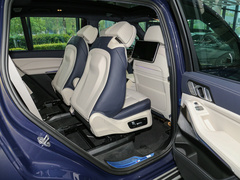 2022款 xDrive40i 行政型M运动套装