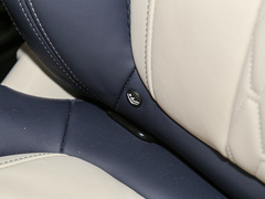 2022款 xDrive40i 行政型M运动套装