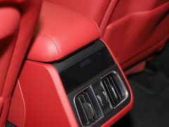 2023款 2.0T Modena