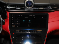 2023款 2.0T Modena