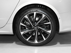 2022款 45 TFSI quattro S-line 风骑士