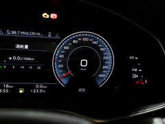 2022款 45 TFSI quattro S-line 风骑士
