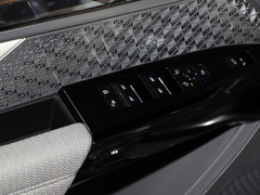 2023款 xDrive60L 豪华套装