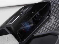 2023款 xDrive60L 豪华套装
