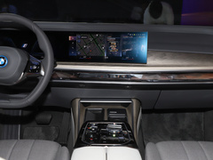 2023款 xDrive60L 豪华套装