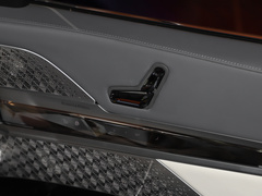 2023款 xDrive60L 豪华套装