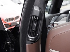 2023款 xDrive60L 豪华套装